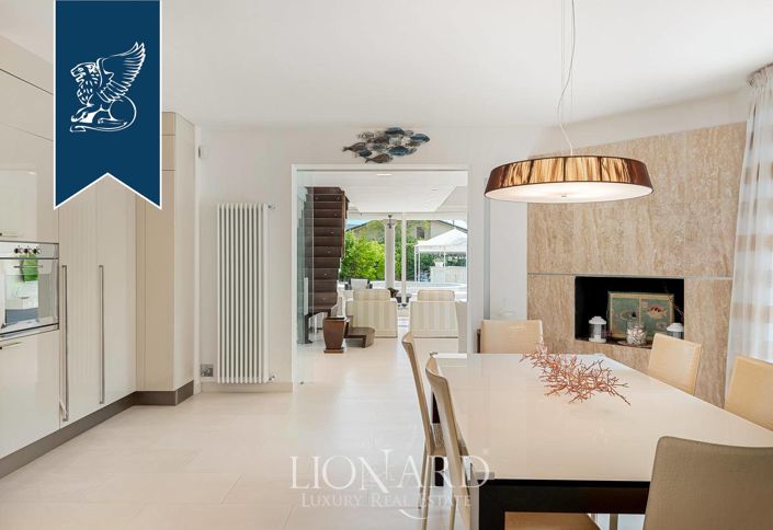 Image No.18-5 Bed Villa for sale