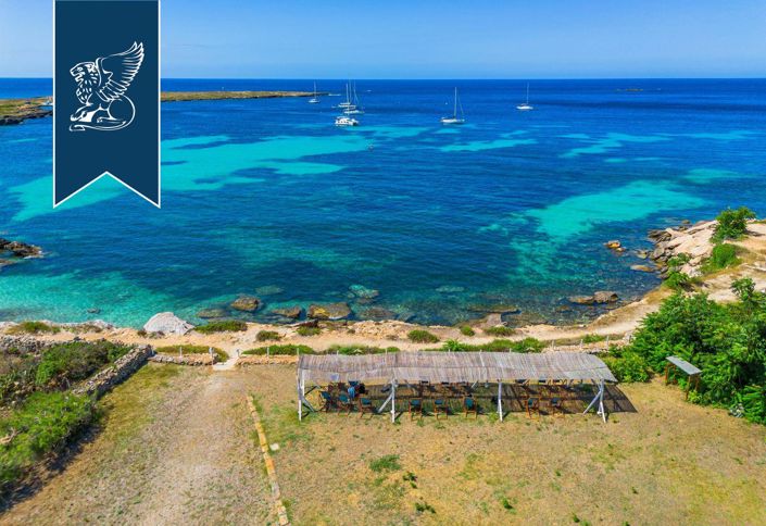 Image No.3-Un hôtel de 43 chambres à vendre à Favignana