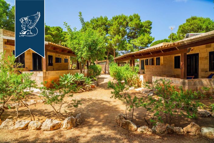 Image No.8-Un hôtel de 43 chambres à vendre à Favignana