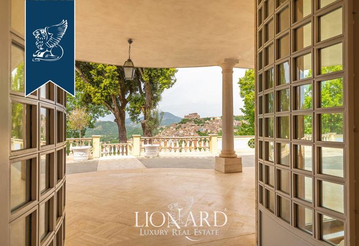 Image No.20-6 Bed Villa for sale