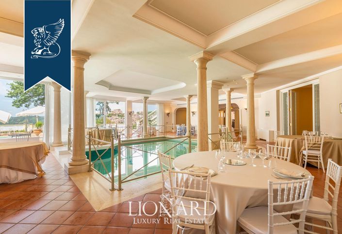 Image No.30-6 Bed Villa for sale