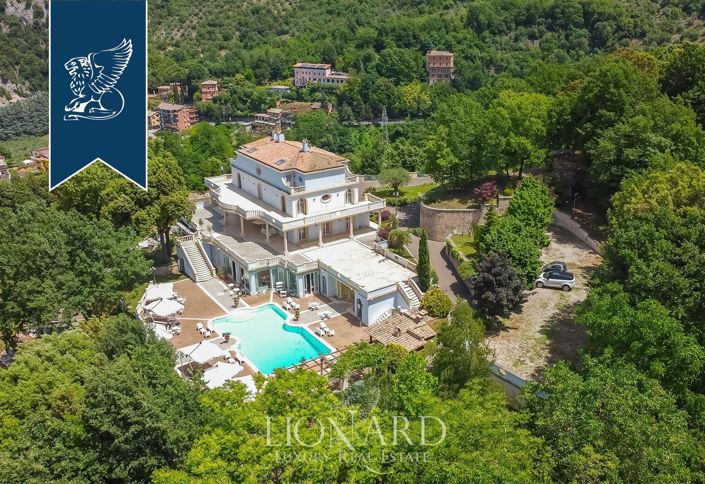 Image No.42-6 Bed Villa for sale