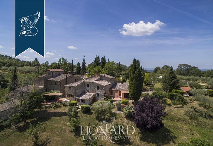 Image No.9-7 Bed Country House for sale