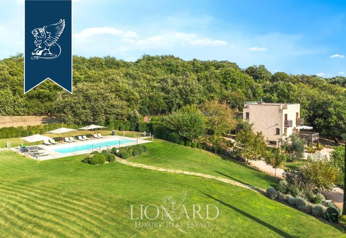 Image No.3-13 Bed Farmhouse for sale