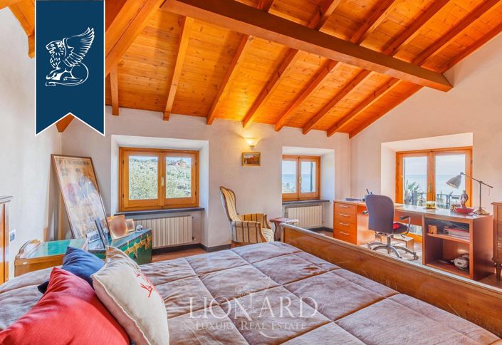 Image No.46-Villa de 7 chambres à vendre à Lavagna