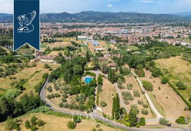 1 - Florence, Villa