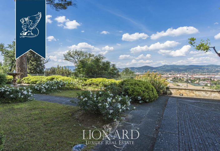 Image No.28-8 Bed Villa for sale