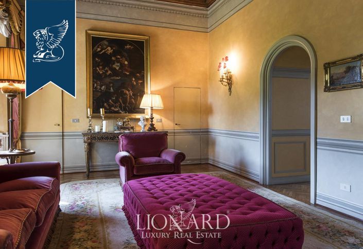 Image No.34-8 Bed Villa for sale