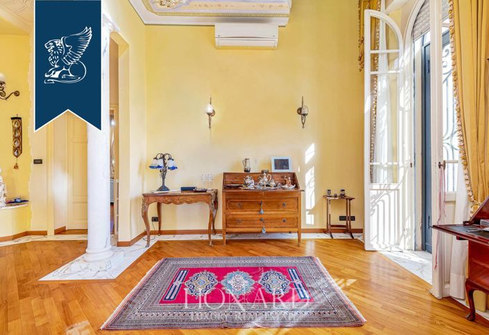 Image No.5-4 Bed Villa for sale