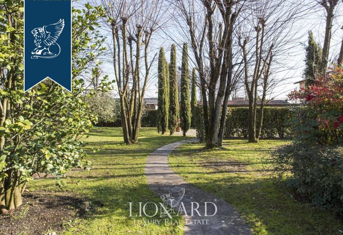 Image No.14-5 Bed Villa for sale