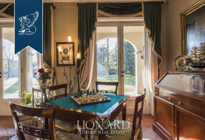 Image No.20-5 Bed Villa for sale