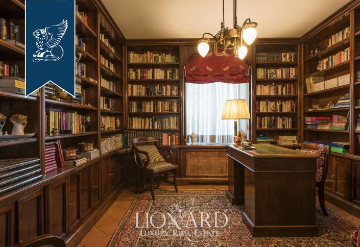 Image No.30-5 Bed Villa for sale