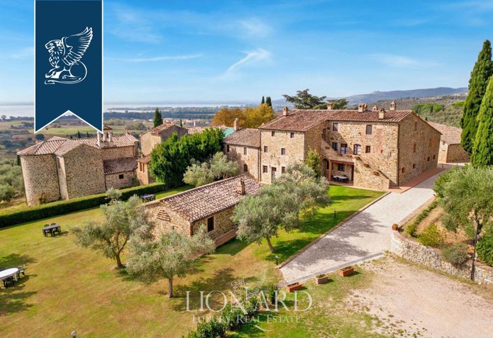 Image No.1-Un hôtel de 20 chambres à vendre à Tuoro sul Trasimeno