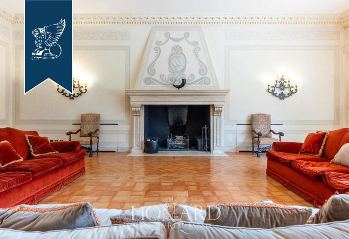 Image No.18-21 Bed Villa for sale