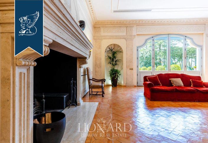 Image No.19-21 Bed Villa for sale