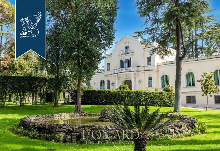 Image No.5-21 Bed Villa for sale