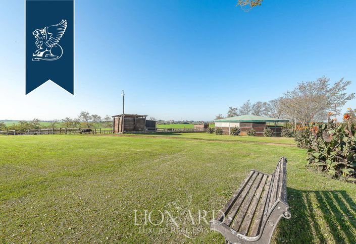 Image No.9-Ferme de 8 chambres à vendre à Rome