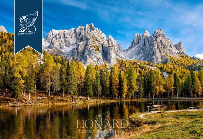 Image No.3-14 Bed Hotel for sale