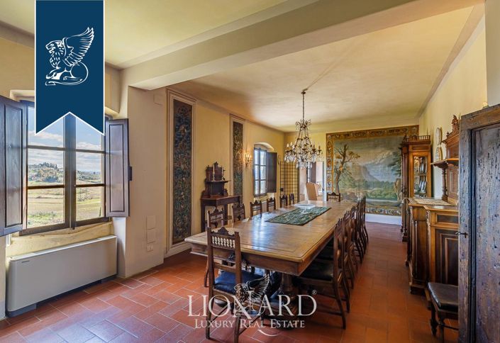 Image No.32-12 Bed Villa for sale