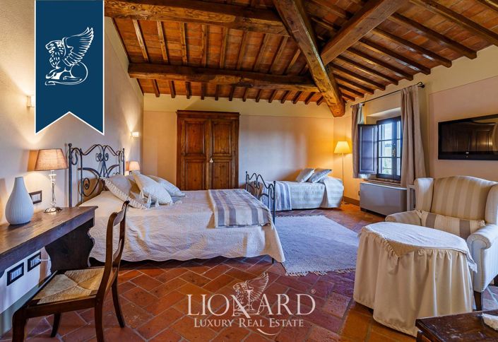 Image No.41-12 Bed Villa for sale