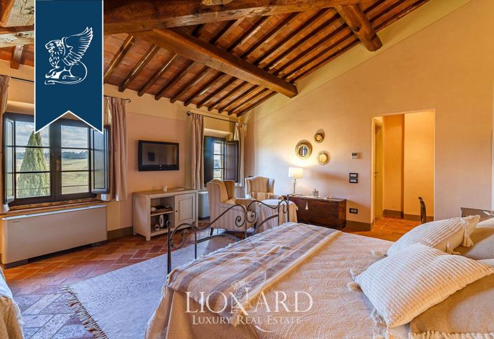 Image No.42-12 Bed Villa for sale