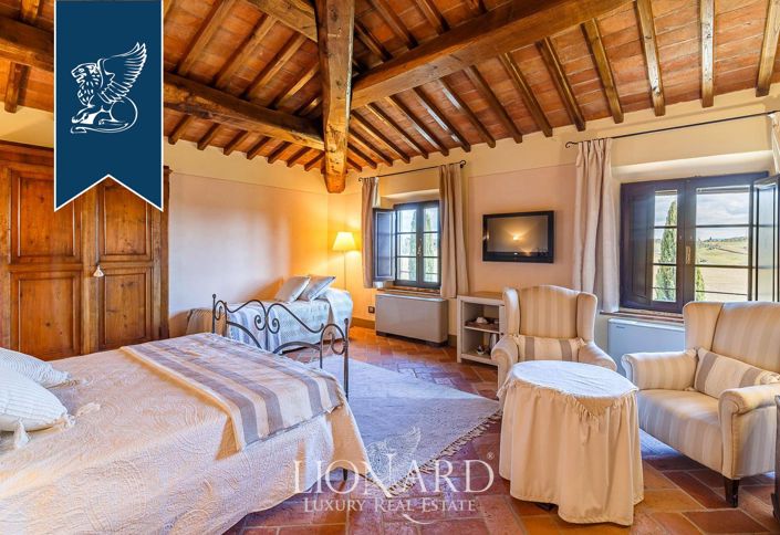 Image No.43-12 Bed Villa for sale