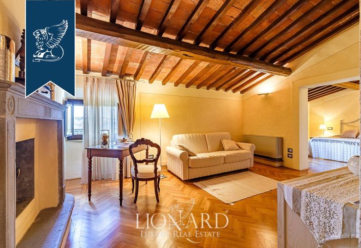 Image No.49-12 Bed Villa for sale