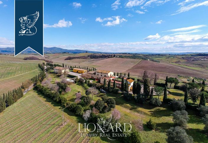 Image No.52-12 Bed Villa for sale