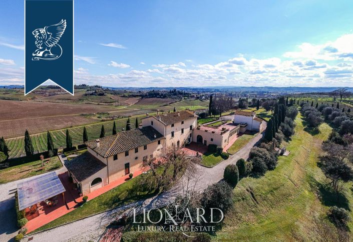 Image No.57-12 Bed Villa for sale