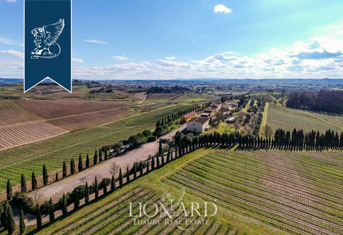 Image No.58-12 Bed Villa for sale