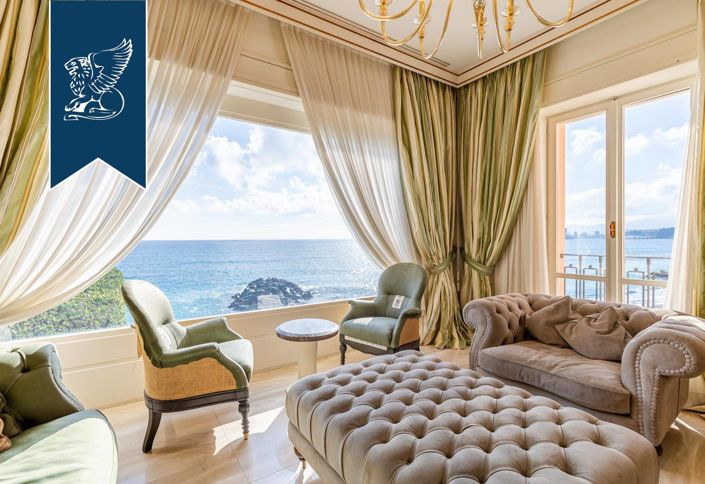 Image No.20-8 Bed Villa for sale