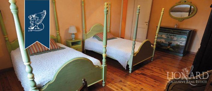 Image No.26-10 Bed Villa for sale