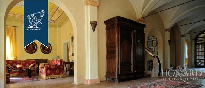 Image No.9-10 Bed Villa for sale