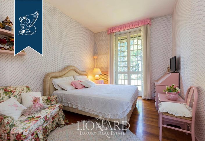 Image No.29-5 Bed Villa for sale