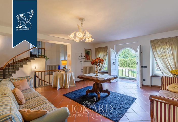 Image No.30-8 Bed Villa for sale