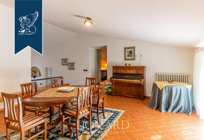 Image No.36-8 Bed Villa for sale