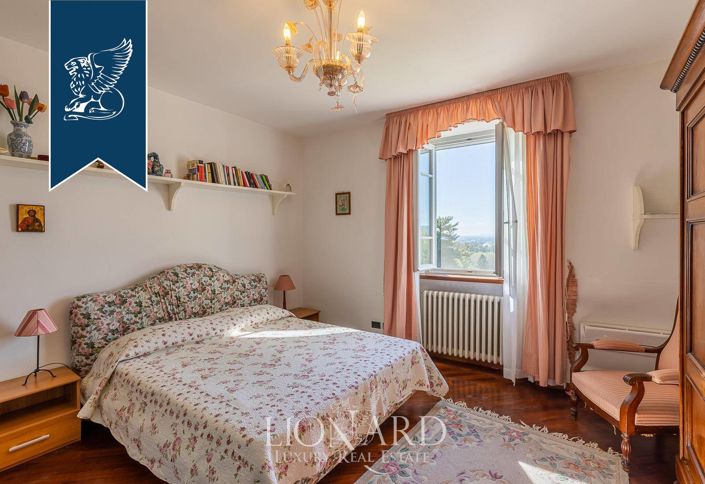 Image No.45-8 Bed Villa for sale