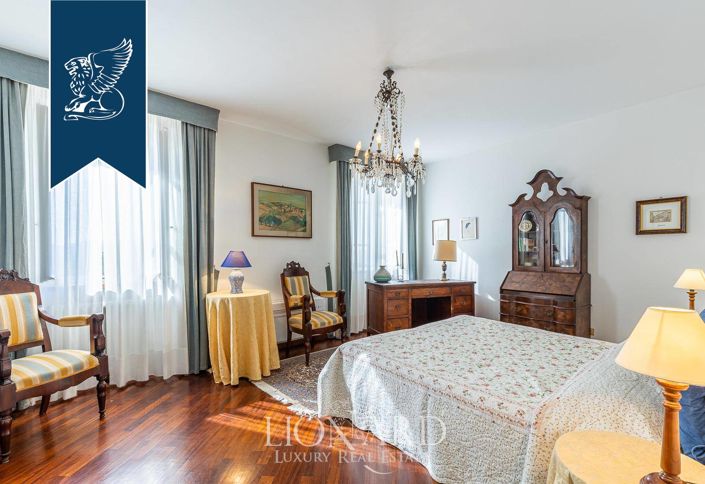 Image No.46-8 Bed Villa for sale