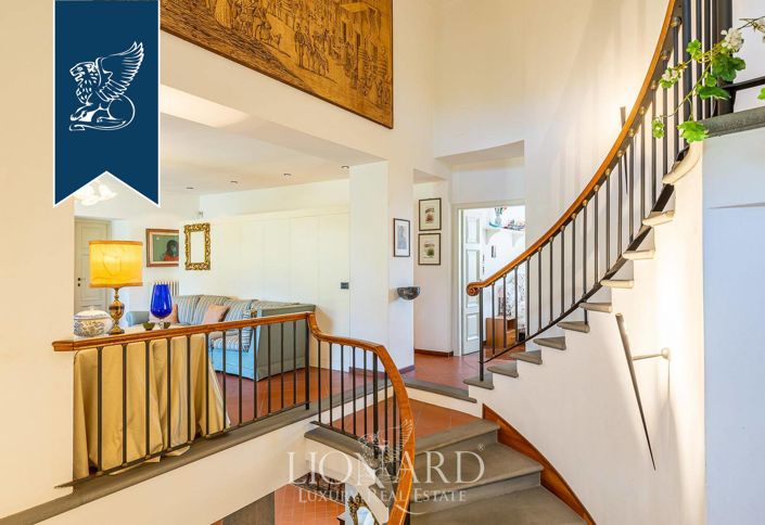 Image No.52-8 Bed Villa for sale