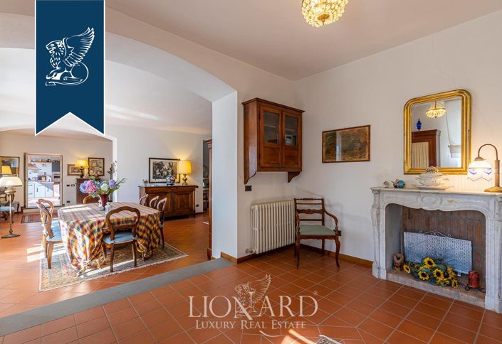 Image No.64-8 Bed Villa for sale