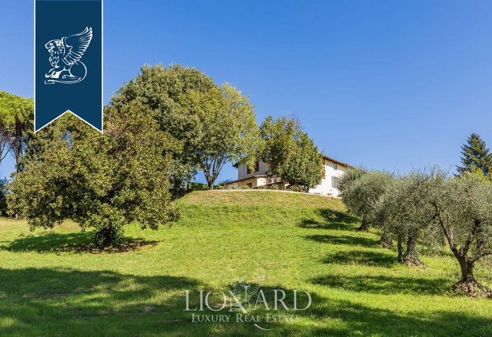 Image No.69-8 Bed Villa for sale