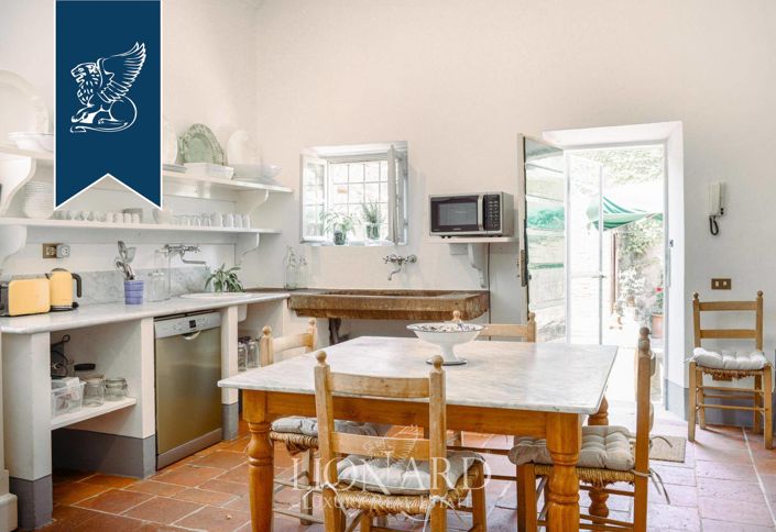 Image No.14-15 Bed Villa for sale