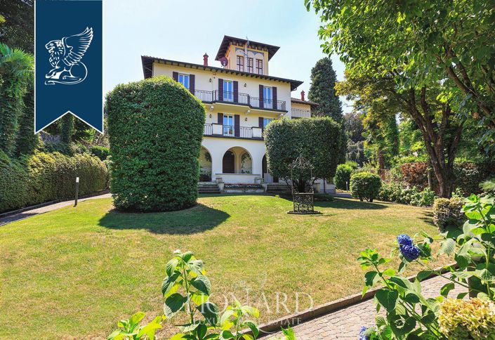 Image No.1-Villa de 8 chambres à vendre à Stresa