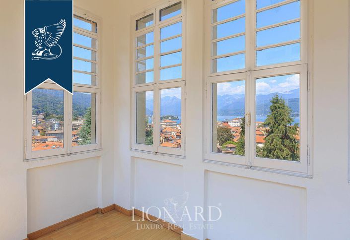 Image No.16-8 Bed Villa for sale