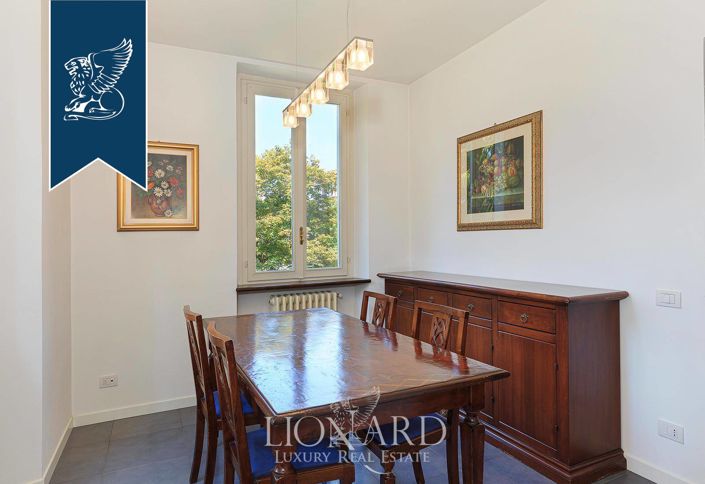 Image No.32-8 Bed Villa for sale