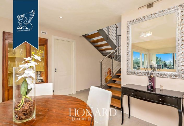 Image No.16-3 Bed Villa for sale