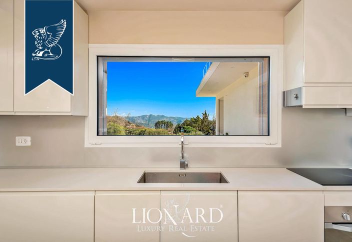 Image No.21-3 Bed Villa for sale