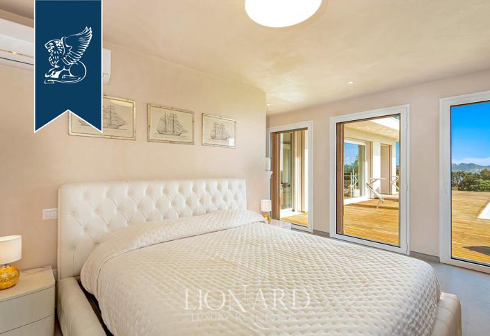 Image No.26-3 Bed Villa for sale