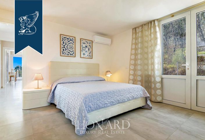 Image No.30-3 Bed Villa for sale