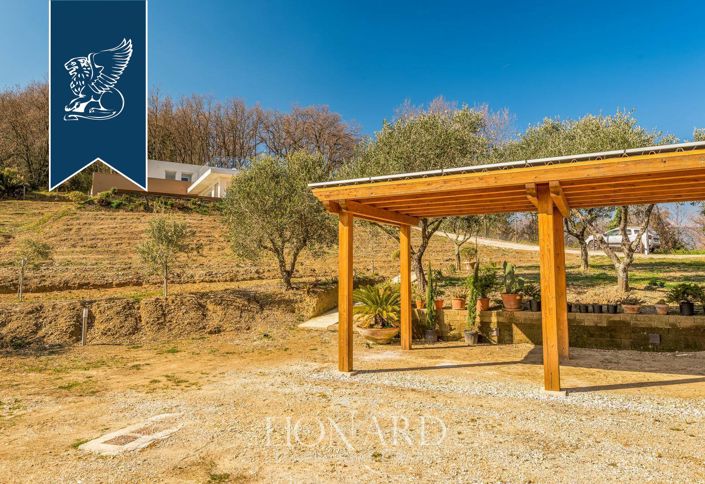 Image No.44-3 Bed Villa for sale